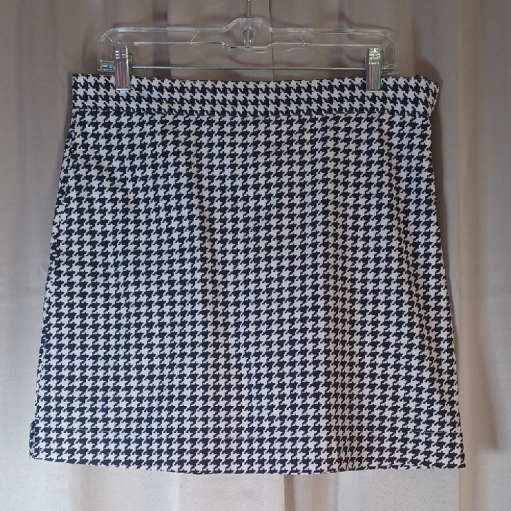 Gordon Cooper Houndstooth Skirt, Pockets, Shorts Lining, Stretch, Charm School